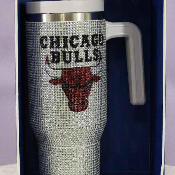 Chicago Bulls NBA Bling 40oz Hydrapeak Stainless Steel Tumbler w/ Handle & Straw - Picture 1 of 5